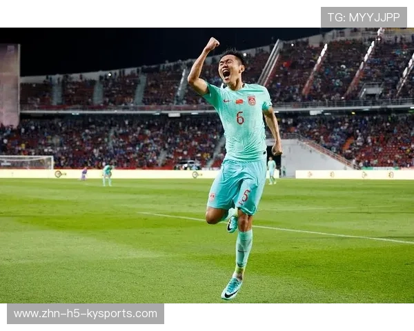 河南队王上源传中制胜，球队反超比分的瞬间