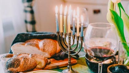 开云官方网-青训中心联手心理研究所开展青少年运动心理项目，青少年心理研究院